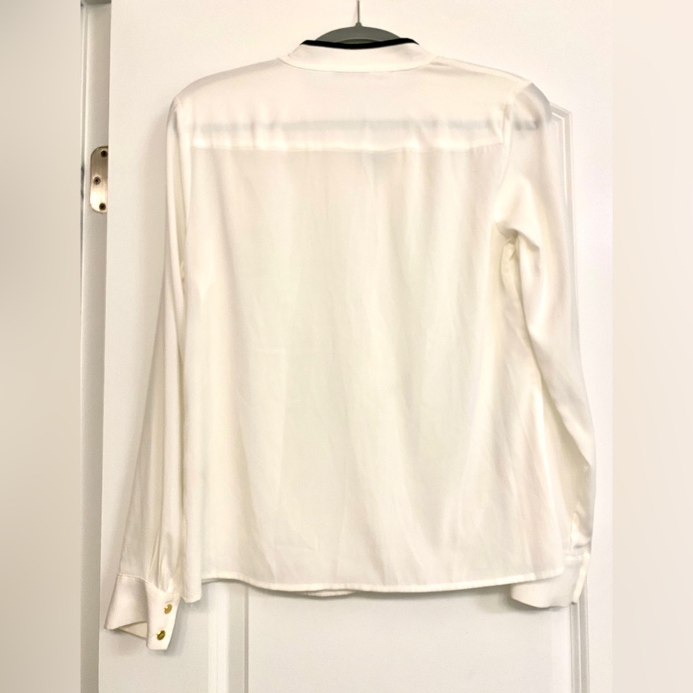 Calvin Klein Piped Ruffle Blouse 🟢 - Picture 5 of 5